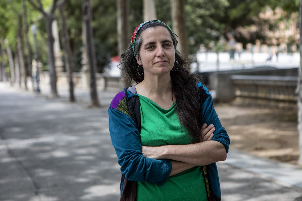 Directa (@la_directa) on Twitter photo #ENTREVISTA | Isabel Zerboni, Federació Uruguaiana de Cooperatives d'Habitatge per Ajuda Mútua: "Amb les #cooperatives no només aixeques casa teva, també construeixes barri i llaços afectius" directa.cat/amb-les-cooper… Per Valeria Ormaechea i <a href="/h_roset/">homera</a> amb fotografies d'<a href="/_ittos_/">Victor Serri</a> #ENTREVISTA | Isabel Zerboni, Federació Uruguaiana de Cooperatives d'Habitatge per Ajuda Mútua: "Amb les #cooperatives no només aixeques casa teva, també construeixes barri i llaços afectius" directa.cat/amb-les-cooper… Per Valeria Ormaechea i <a href="/h_roset/">homera</a> amb fotografies d'<a href="/_ittos_/">Victor Serri</a>