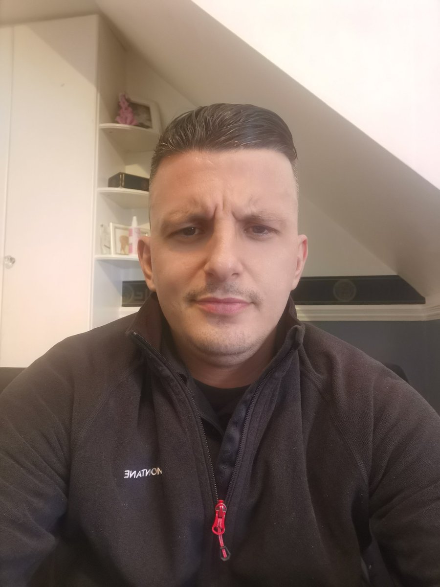 Happy Mondays everyone hope you all have a wonderful day time for work