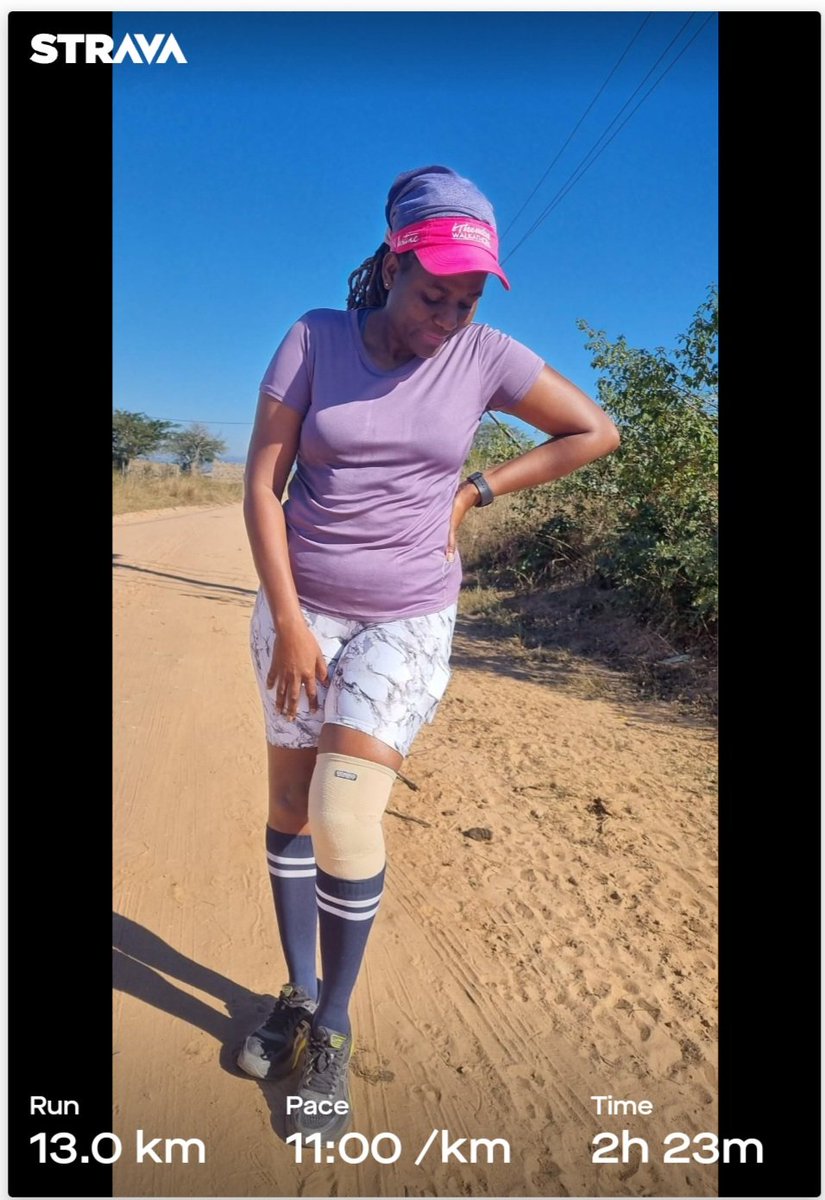 The idea is to keep moving 🚶‍♀️🚶‍♂️🚶 #IPaintedMyRun #IPaintedMyWalk #OwnRace #OwnPace #WeMove #FetchYourBody2023 #IChoose2BActive #RunningWithTumiSole #MentalHealthMatters 💚 #UntilWeRunAgain