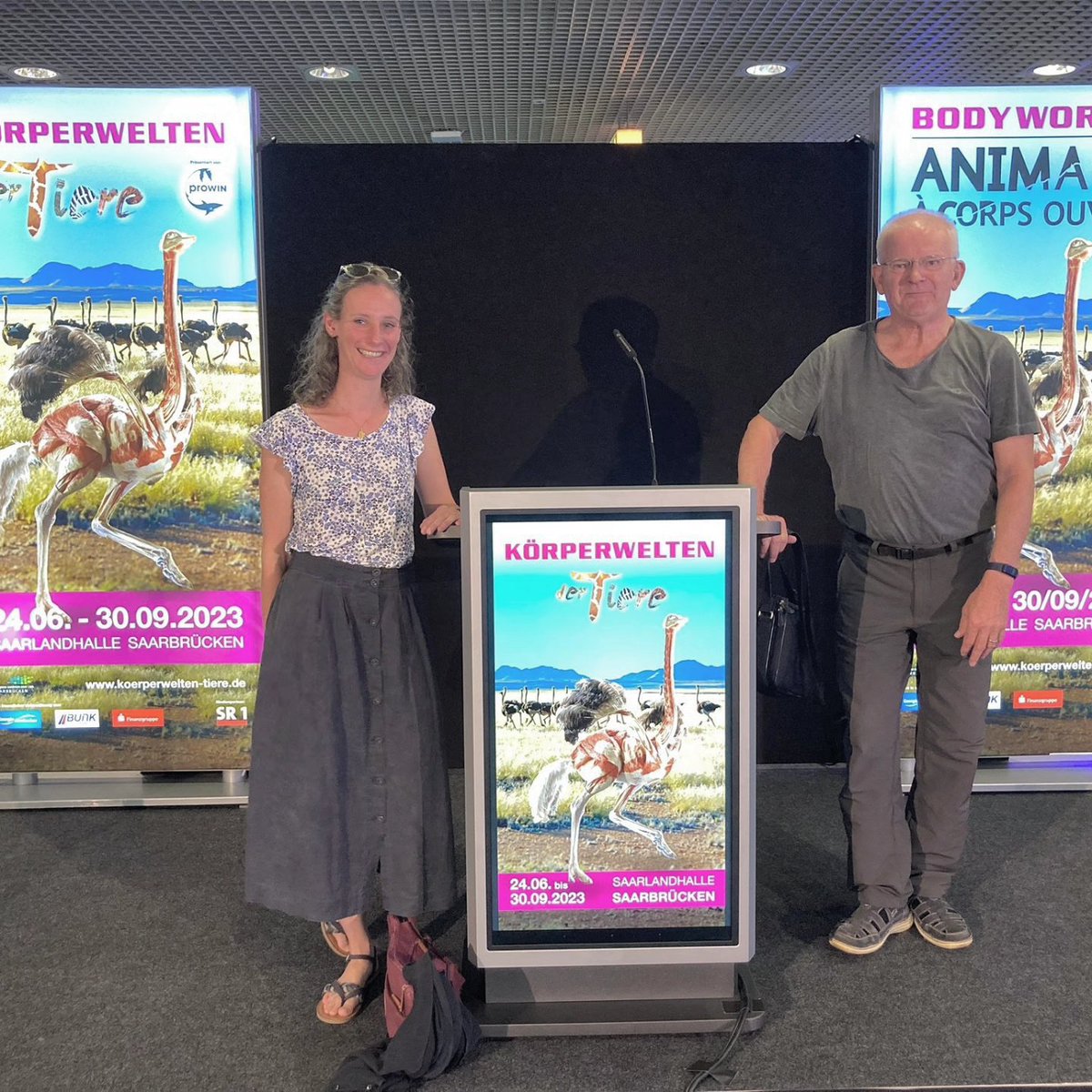 Am Freitag waren unsere Stadtverordneten Claus Schrick und Dominique Pegoraro bei der Eröffnung der Körperwelten der Tiere in der Saarlandhalle zu Gast. Die aktuell weltweit einzige Körperwelten-Ausstellung, die Tiere zeigt, könnt ihr noch bis zum 30. September besuchen.