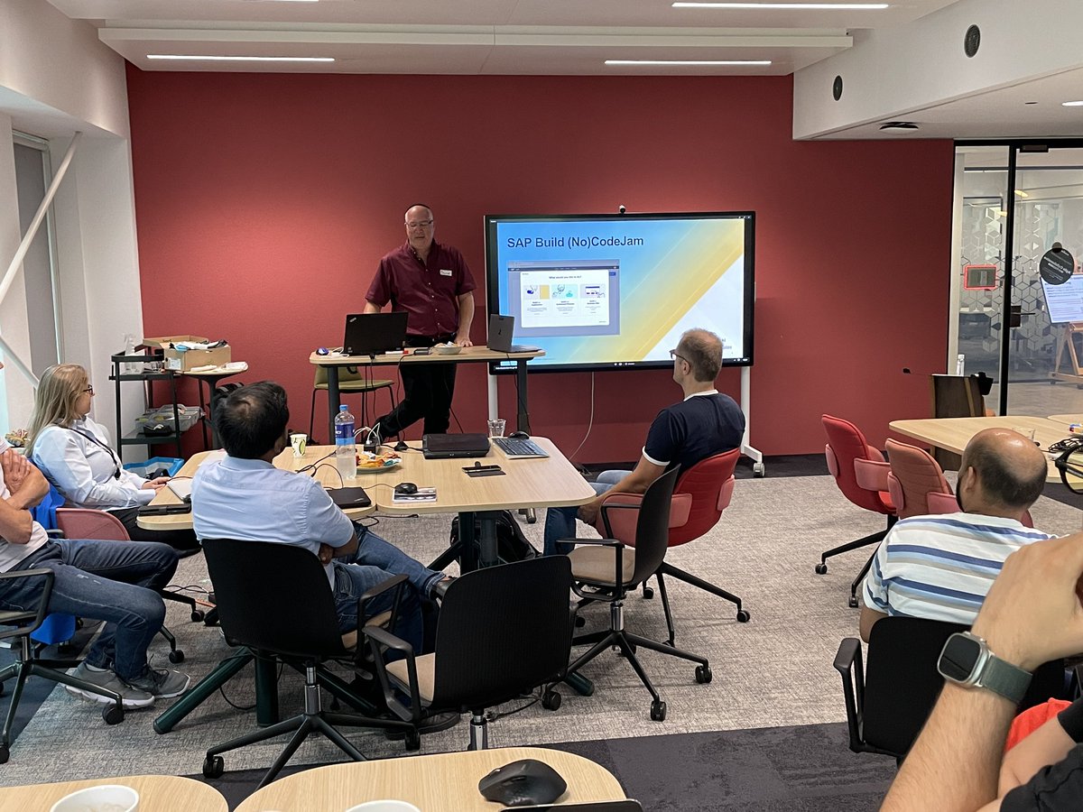 ithain's tweet image. #SAPCodeJam in Amsterdam is underway… SAP Build is the subject with @DanWroblewski