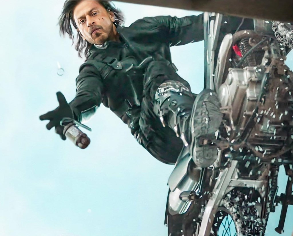 iamsrk_brk's tweet photo. South India Box Office Nett in 2023 >>

#Pathaan: 110cr
#Adipurush: 111cr

Pathaan did three times more in Tamil Nadu, Kerala &amp; Karnataka than Adipurush with South Lead Face. #Jawan should be #ShahRukhKhan’s real potential.

Not Bollywood or Pan-India Era, It's @iamsrk’s Era. https://t.co/FNQgiawSpC