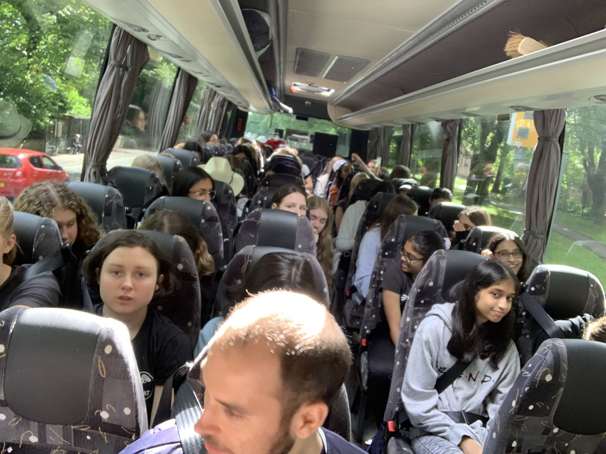 BSGDRS's tweet photo. And we are off to Patterdale! Looking forward to a fantastic adventure with Year 10. #BSGDY10 https://t.co/p1pw1s7dOk