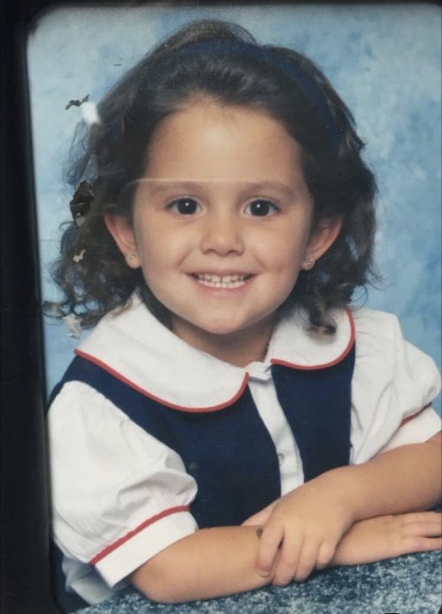 antonialovesari's tweet photo. happiest of birthdays to the loml. i am so happy to have grown and to continue to grow alongside you. i love you forever and beyond. 

#happybirthdayarianagrande #30YearsOfAriana #HappyBirthdayAriana https://t.co/EzZBExakFF