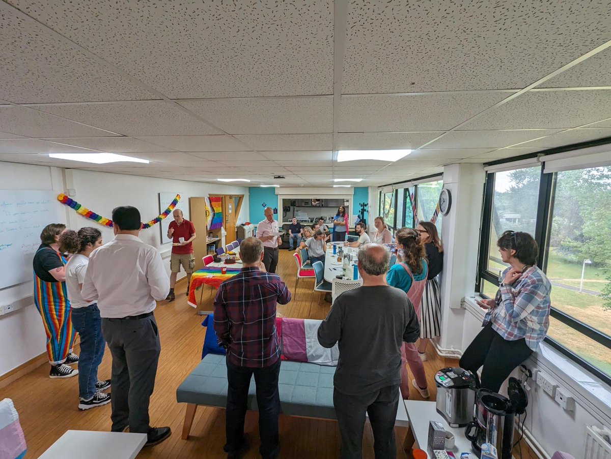 Physics at Bath tweet media