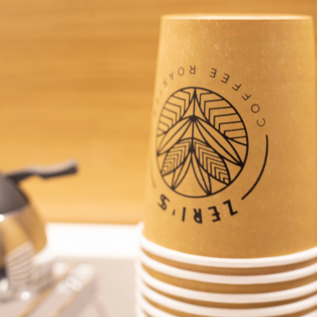 ZerisCoffee's tweet photo. ¿Mejor para llevar? ☕🤎
#ZerisFoodAndDrinks #ElZerisDeLaPlaza #Cáceres #cafédeespecialidad #cafe #café #takeaway https://t.co/nippp9kaLj