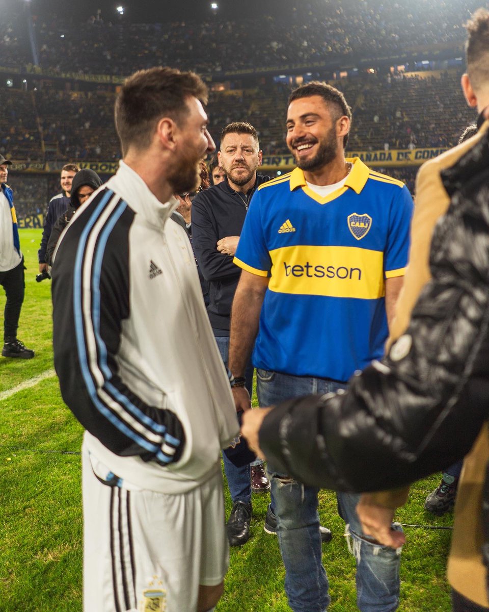 NicolasOcchiato's tweet photo. Mucho más de lo que alguna vez me atreví a soñar ✨💙💛💙 https://t.co/jSU9sFTZAT