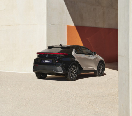 The all-new #ToyotaCHR has been revealed, here's what you need to know - 🇯🇵 Loaded with the latest tech 🇯🇵 Four electrified powertrains 🇯🇵 'Concept car on the road' design 🇯🇵 Prices start from under £30,000 We can't wait to see the first ones in-store!