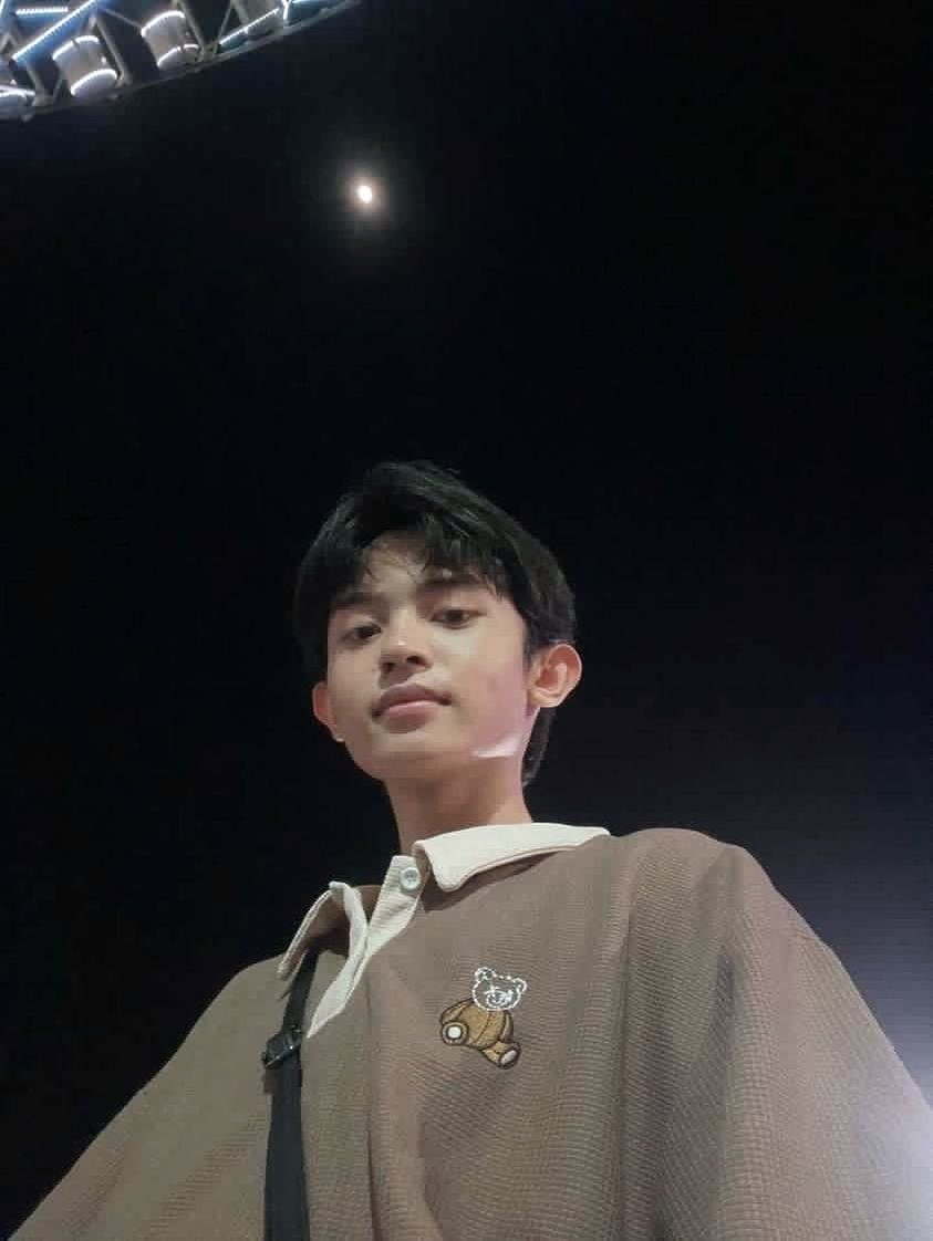 Lncmrcs_'s tweet photo. Photo Unlocked!!
Thankyou for joining Royals!!

Ready sa tag booster???

ANIMazing Months with Prince and #Happy6RoyalMonths https://t.co/uJ8fYVVBG9
