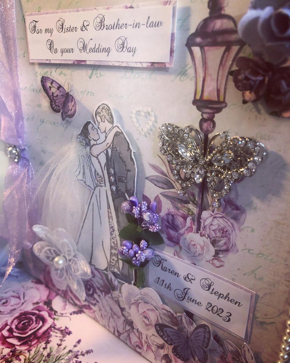 handcreationsbc's tweet photo. Wedding time💜 #handmadecards https://t.co/VoF6BtX6Bs
