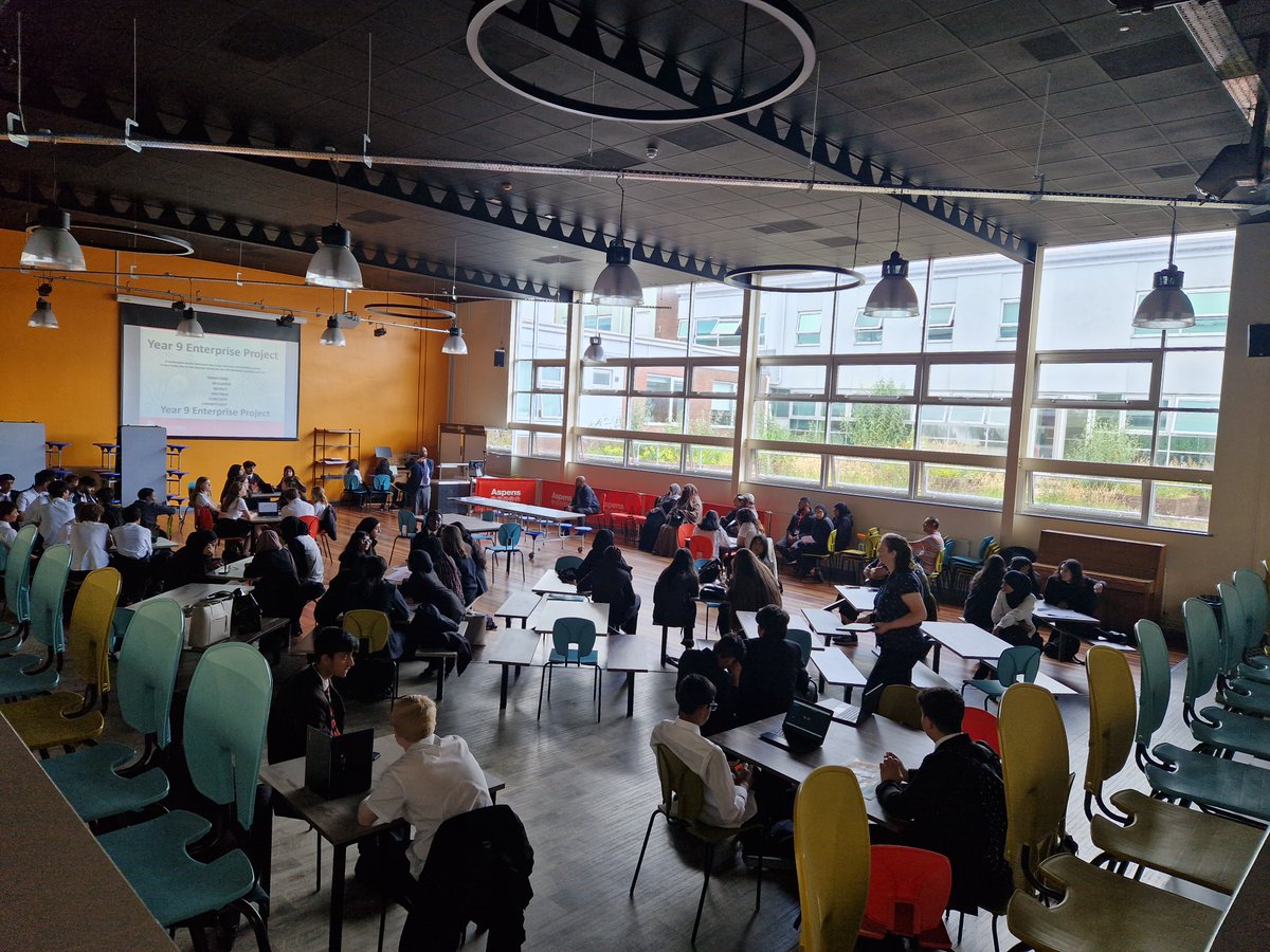 LadybridgeHigh's tweet photo. Thankyou to our Year 9 parents/carers and governors who attended the Year 9 Exhibition Event this morning and talked to our learners about their #Enterprise journeys. Some great discussions took place! #LadybridgeLearners #communityengagement #commitment https://t.co/toT1lAXA8v