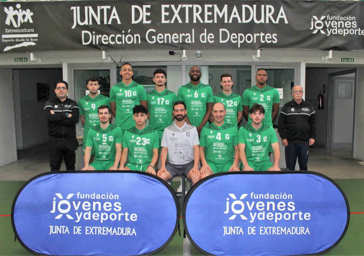 El Extremadura Cáceres Patrimonio se inscribe en la Real Federación Española de Voleibol para participar una temporada más, en la Superliga2 masculina. Toca trabajar en la confección de una plantilla con garantías de competir en una liga tan exigente.