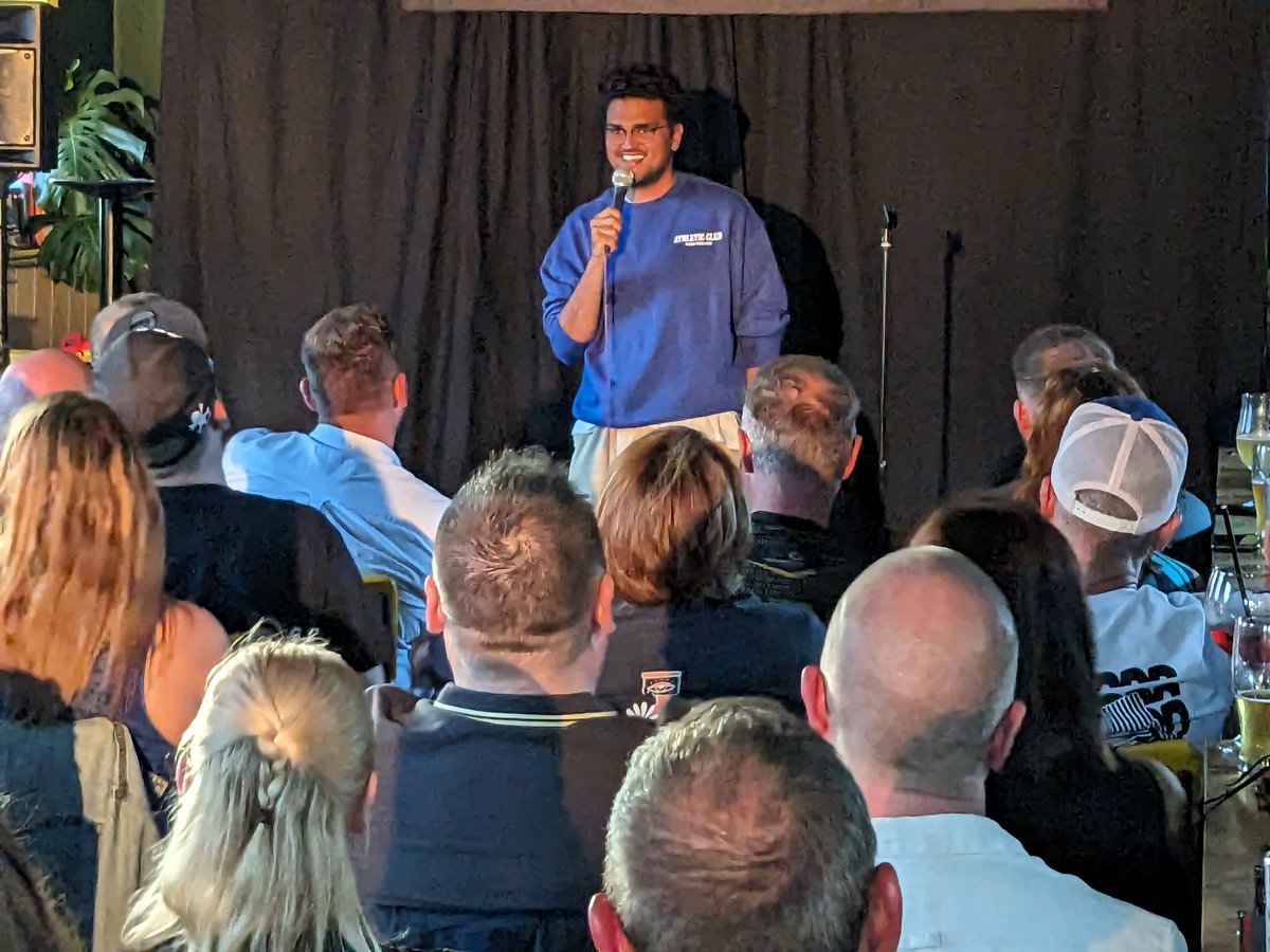 ComedyInAVan tweet media