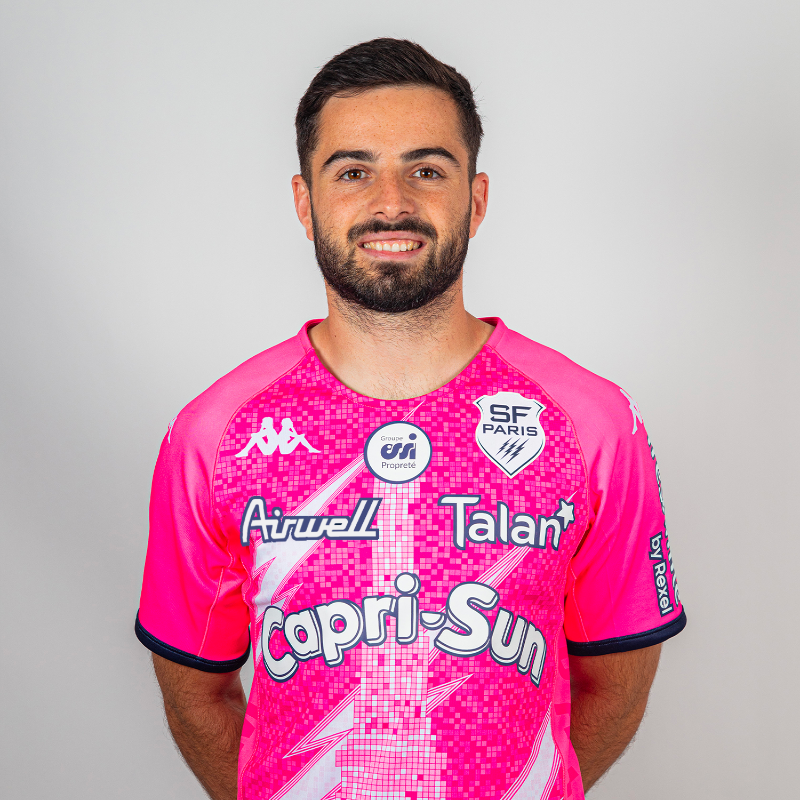 SFParisRugby's tweet photo. 🃏 Dans la famille 𝗚𝗶𝗺𝗯𝗲𝗿𝘁, nous demandons maintenant @JulesGimbert le demi de mêlée 👀

#SFParis https://t.co/SGU3n4yvUi