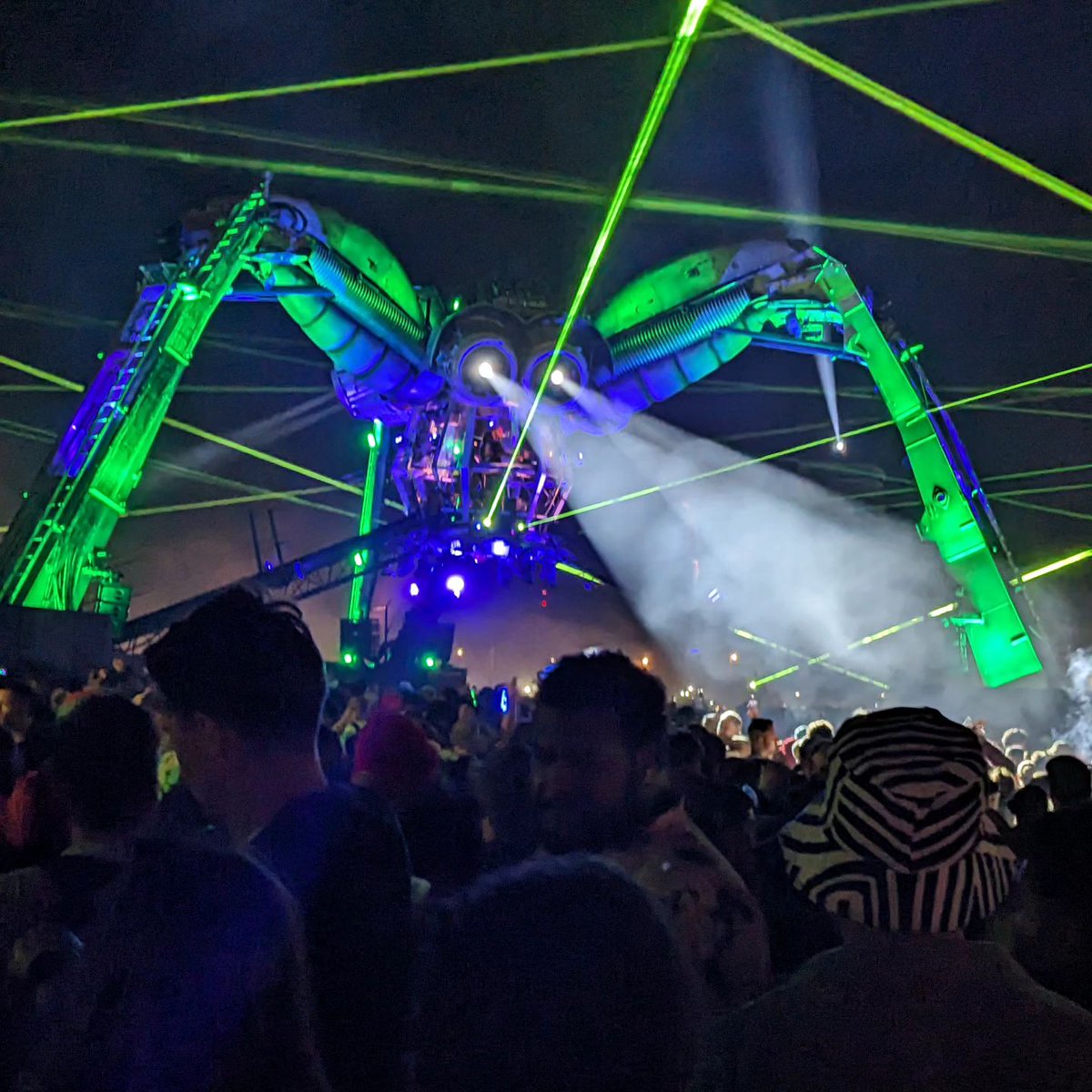 seb_ly's tweet image. Congrats to Danny Mason and all at Reach Lasers on their incredible laser installation at the Arcadia stage at Glastonbury.  My laser software Liberation ran flawlessly throughout the 4 day event that featured The Chemical Brothers, Floating Points, Daphni, and Plastician.