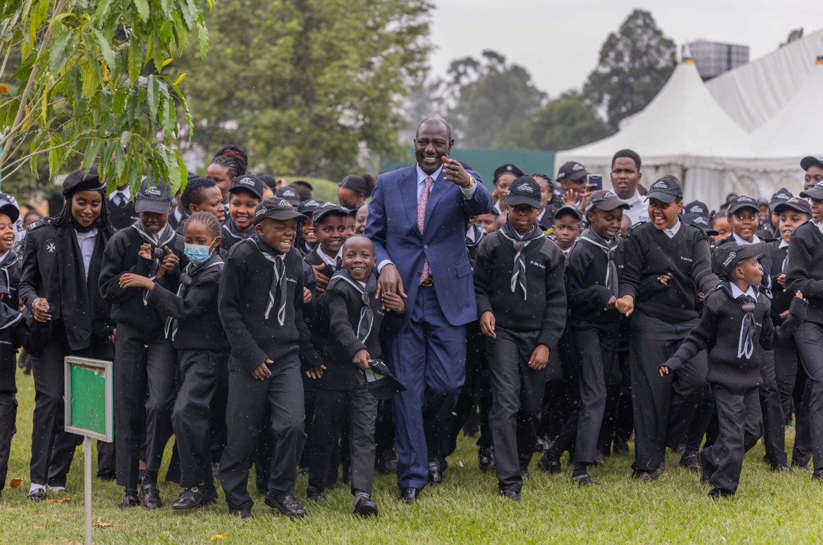 WaiguruMedia's tweet photo. President William Ruto During the 93rd Annual Inspection Parade of the St. John Ambulance, @StateHouseKenya, Nairobi.

"We are working closely with partners — like the St. John Ambulance — to extend our emergency medical care to preventive." https://t.co/Au7qVf0ywG