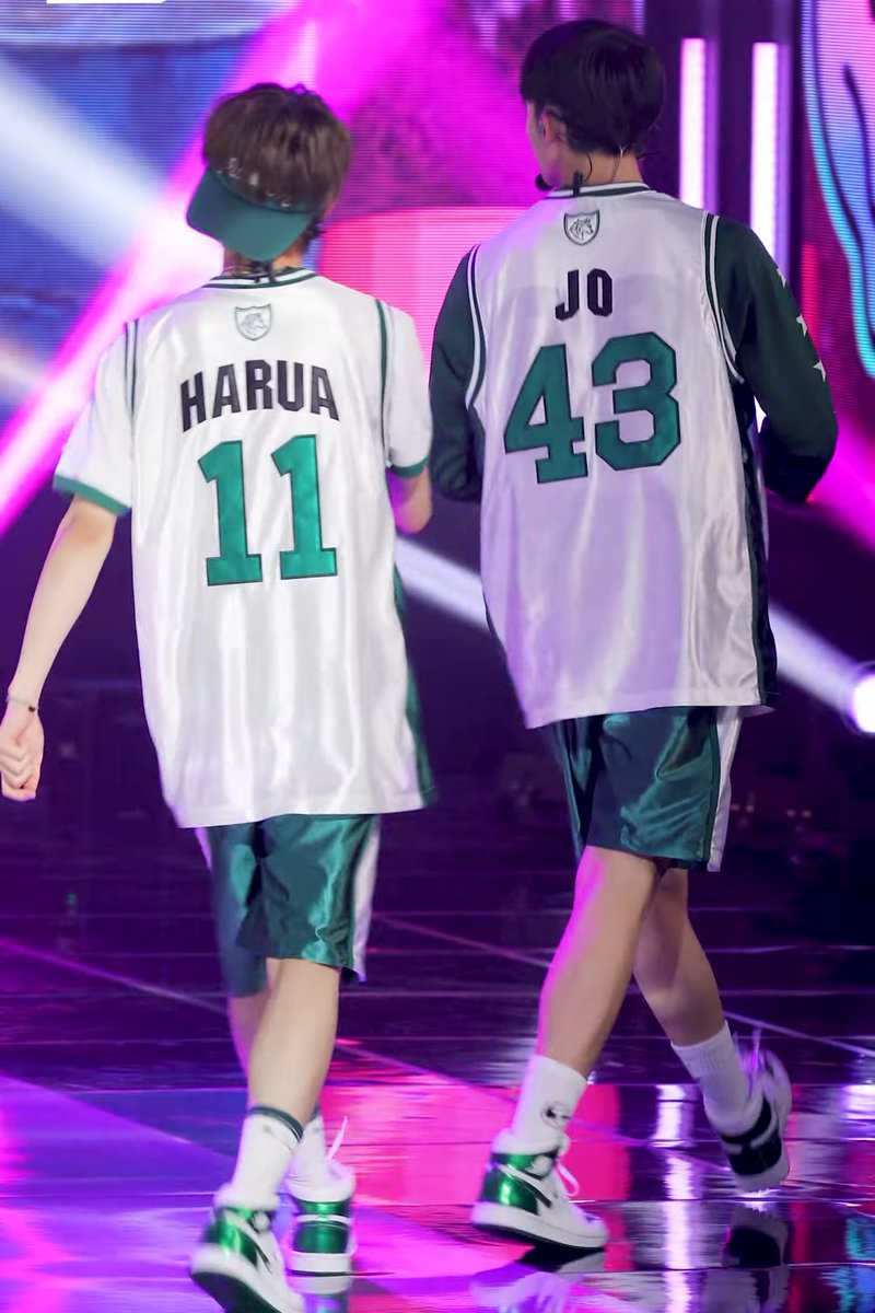 joruapics's tweet photo. inlove with jersey # 11 &amp; 43 ♡ https://t.co/432haFTdHc