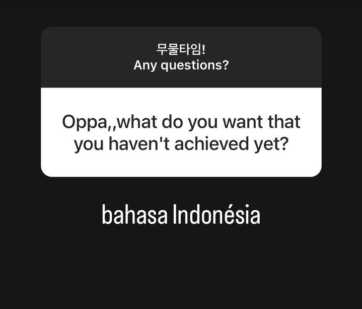 yoongi keyboardist (ch_keys) gamon sama indonesia nih😆 beberapa kali mention indonesia terus + dia bilang bisa mainin lagu indonesia raya🤩