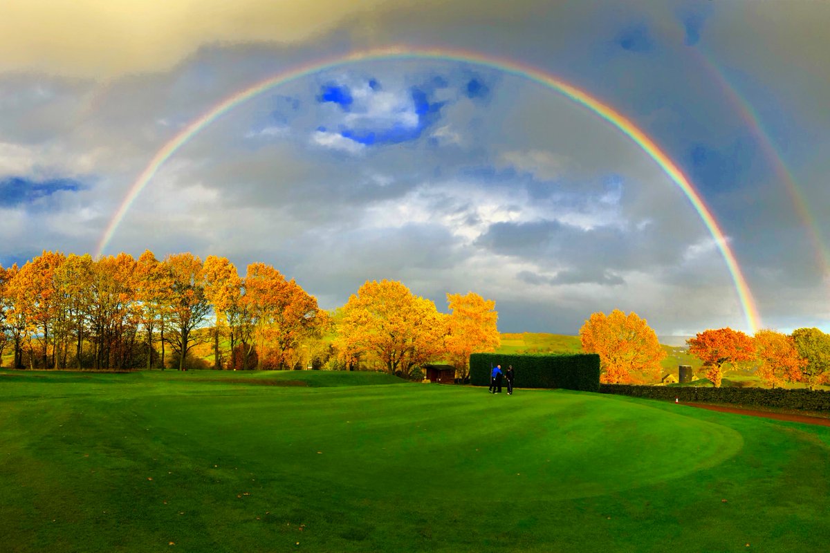 rsagroup's tweet photo. Colleagues at RSA Manchester recently enjoyed our first Golf Day of 2023 as they returned to @disleygolfclub for the 84th time. The society, and the much-coveted Morgan Trophy, has its origins in #EngineeringInsurance with the first event taking place way back in 1939. 🏌️‍♂️ https://t.co/qXiPG9gcNm