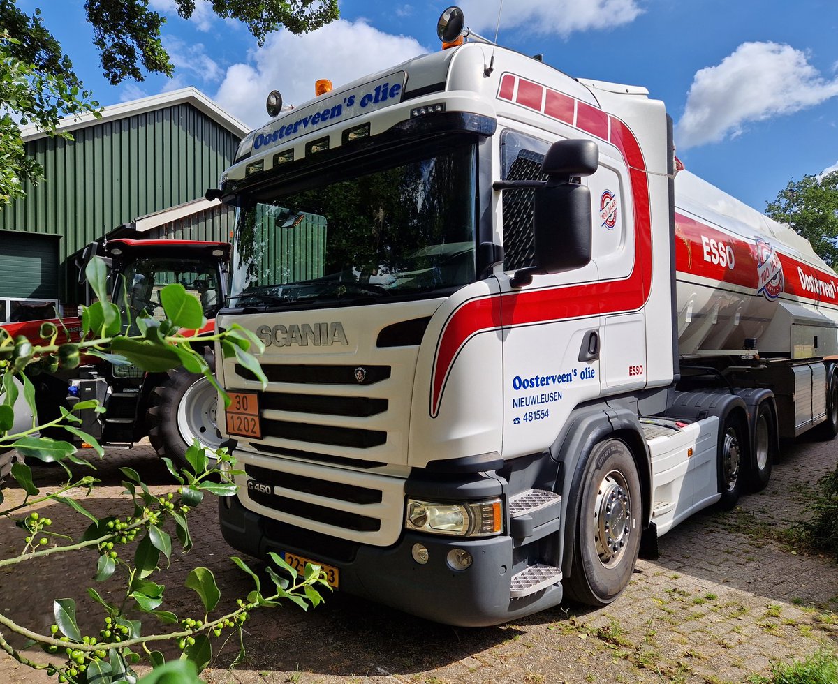 Denken we er nog ff aan om je voertuig vóór 1 juli af te tanken? Gun het kabinet die extra miljoenen euro's niet!! Die vergooien het toch in het buitenland 
#accijnsverhoging