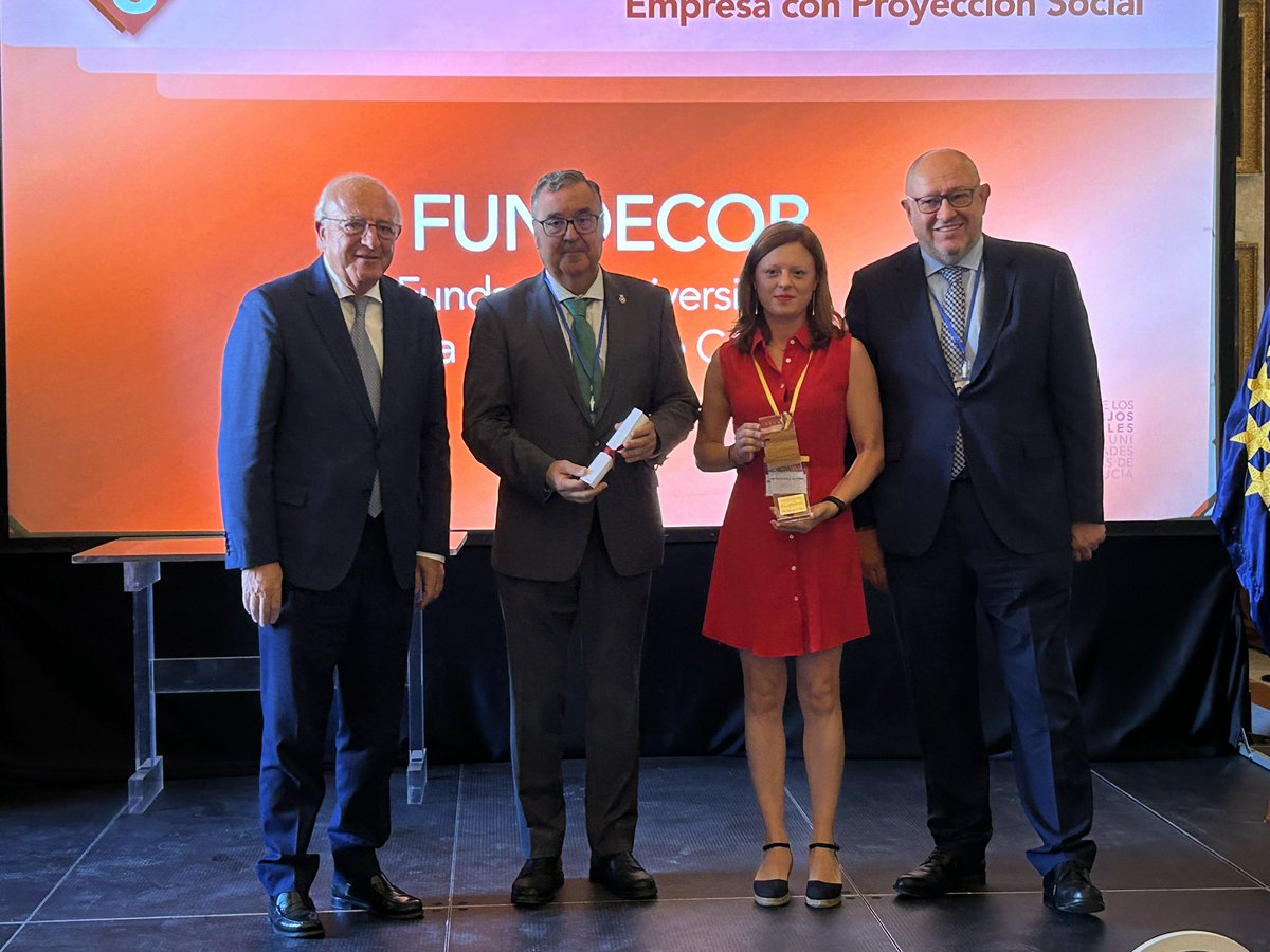 Foro Consejos Sociales (@forocsa) on Twitter photo #PremiosImplicaciónSocial23 en la categoría “Empresa con Proyección Social” a <a href="/fundecoruco/">Fundecor Córdoba</a>
✅Por ser nexo entre <a href="/Univcordoba/">Universidad Córdoba</a>, la #sociedad y las #empresas
📸Antonio Arenas, Pte. de <a href="/fundecoruco/">Fundecor Córdoba</a>
📸Antonio Urda, Vpdte. del <a href="/ForoCSA/">Foro Consejos Sociales</a>
📸Manuel Torralbo, Rector de <a href="/Univcordoba/">Universidad Córdoba</a> #PremiosImplicaciónSocial23 en la categoría “Empresa con Proyección Social” a <a href="/fundecoruco/">Fundecor Córdoba</a>
✅Por ser nexo entre <a href="/Univcordoba/">Universidad Córdoba</a>, la #sociedad y las #empresas
📸Antonio Arenas, Pte. de <a href="/fundecoruco/">Fundecor Córdoba</a>
📸Antonio Urda, Vpdte. del <a href="/ForoCSA/">Foro Consejos Sociales</a>
📸Manuel Torralbo, Rector de <a href="/Univcordoba/">Universidad Córdoba</a>