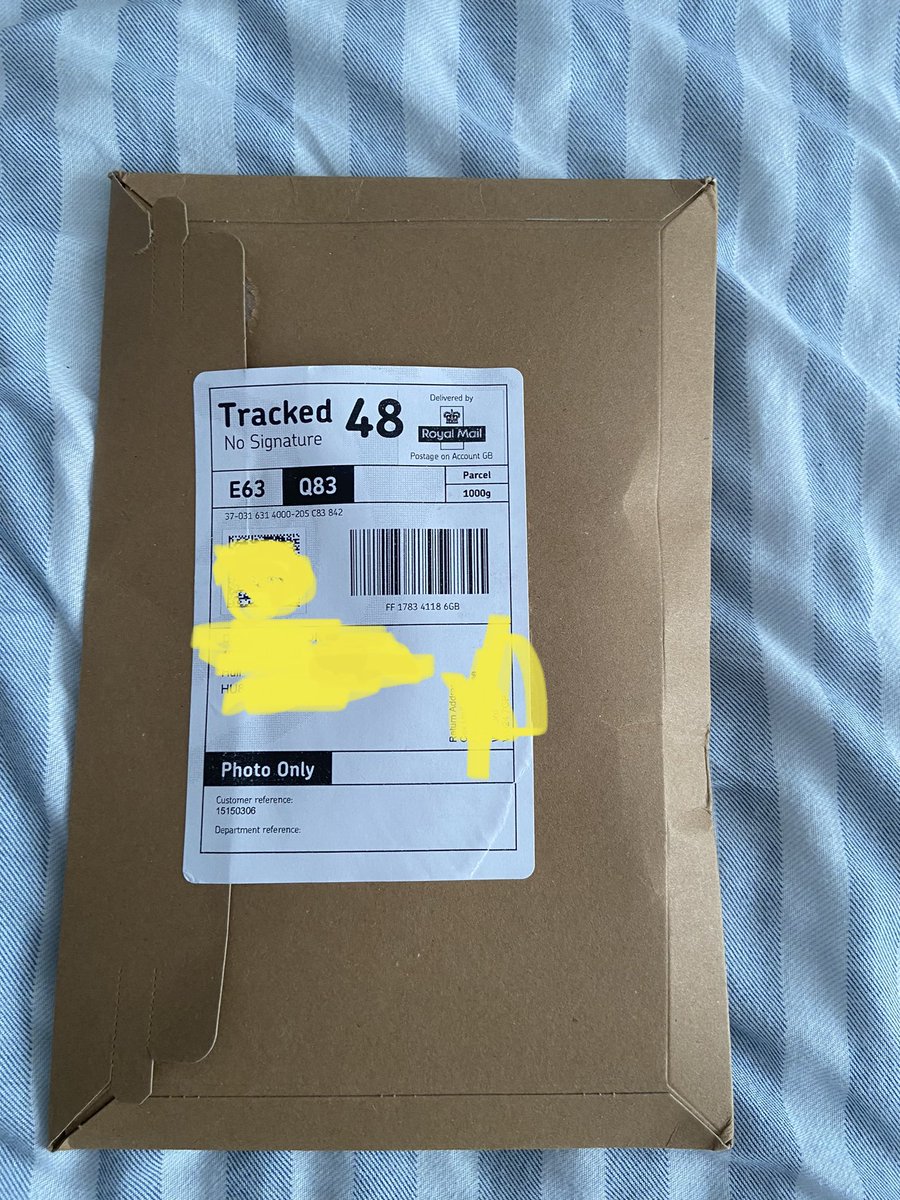 🎼 Stop wait a minute Mr Postman!

He’s been been!

What could it be?

#RETROGAMING #nintendo #gameboy #Gamepak #retrogamer