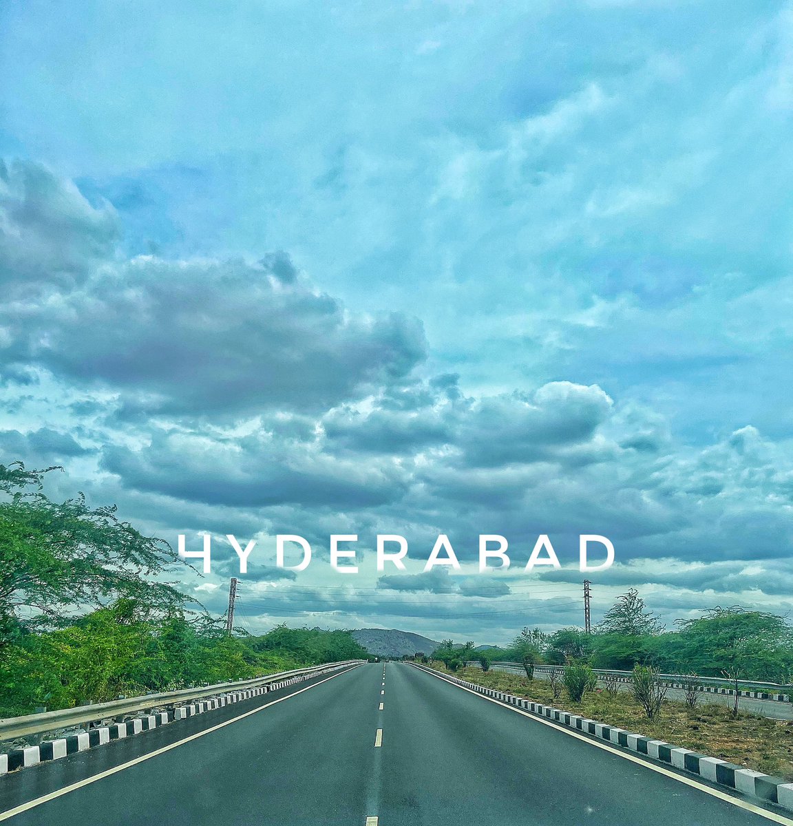 En Route #Hyderabad 
.
.
.
#telangana #hyderabad #hyderabad_diaries #hyderabadis #hyderabadi #travel #travelphotography #travelgram #travelling #traveller #instatravel #travels #drive #longdrive #business #businesstrip #businesstravel #prakya #prathapavishwanath #prathapsetty