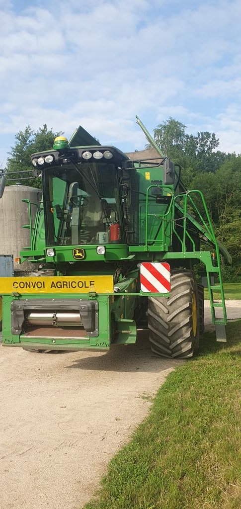 AlexisLeherle's tweet image. Derniers préparatifs avant de commencer la #Moisson2023 cet après-midi 😊
#FrAgTw