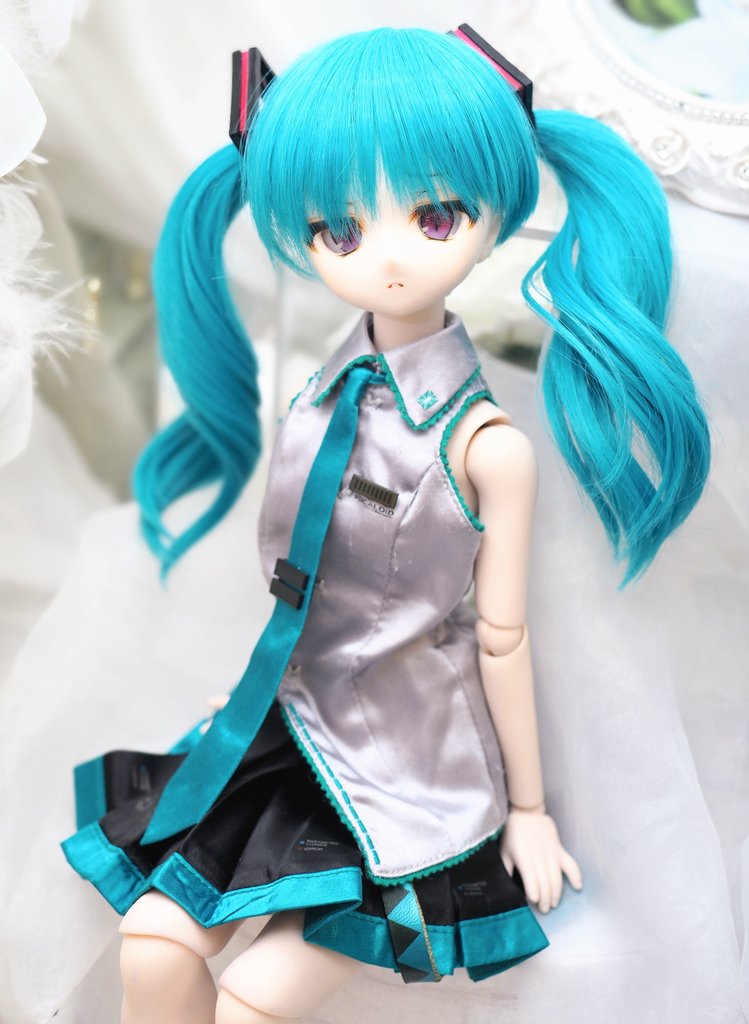 初音ミクも おこる時はある。
「いえ…こう言う顔なんです私。」