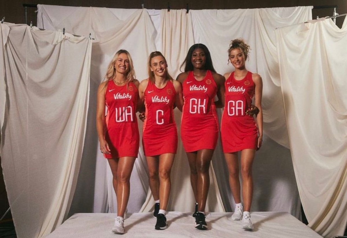 Why is women’s sport SO undervalued that to launch their new flagship kit for the World Cup, the official photos reveal that the background is cream sheets hung up with pegs?! 🤬 <a href="/EnglandNetball/">England Netball</a> <a href="/Nike/">Nike</a>