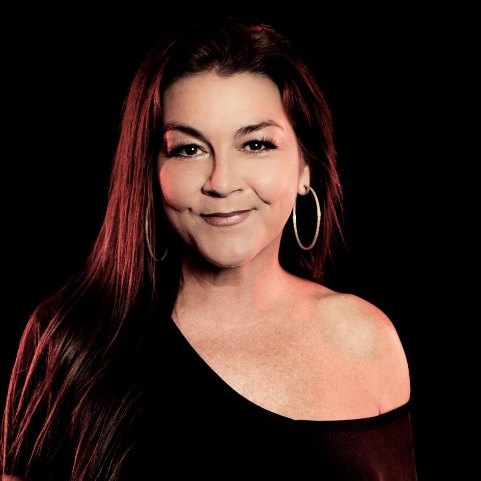 Happy Birthday Gretchen Wilson !

Gretchen, who had the Grammy-winning \"Redneck Woman\" in 2004 is 50 today 