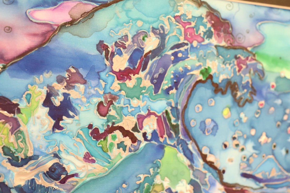 PipersCornerSch's tweet image. We were delighted to welcome parents of Years 3-6 to the #PipersPrep Art Show last week, to view the creative talent of our students in a range of subjects and mediums such as South American Art, Mayan Glyphs and Silk Paintings. Such magnificent work! #PipersArt #PipersTextiles🎨