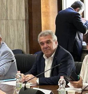 CislNazionale's tweet photo. Iniziato al ministero del lavoro l’incontro tra il governo e le organizzazioni sindacali sul tema della riforma della previdenza. Per la Cisl sono presenti il leader della Cisl #LuigiSbarra, il segretario confederale #IgnazioGanga, il segretario generale della @FnpCisl @e_didone https://t.co/Fnws2yBBFz