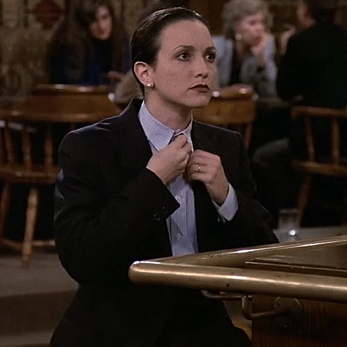 highcollars's tweet photo. Bebe Neuwirth (Cheers S9E10 Veggie-Boyd 1990) #highcollar #highneck #highneckblouse #highcollarblouse #blouse #90sblouse #buttonedup #collaredblouse #90sfashion #blueblouse #tvshow #1990 #cheers #bebeneuwirth https://t.co/Ak9fFkK95N