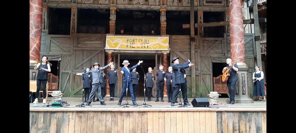 So incredibly proud of our children this morning opening the <a href="/poetrybyheart/">Poetry By Heart</a> Grand Finale 
Wow! <a href="/frankcottrell_b/">Frank Cottrell-Boyce</a>