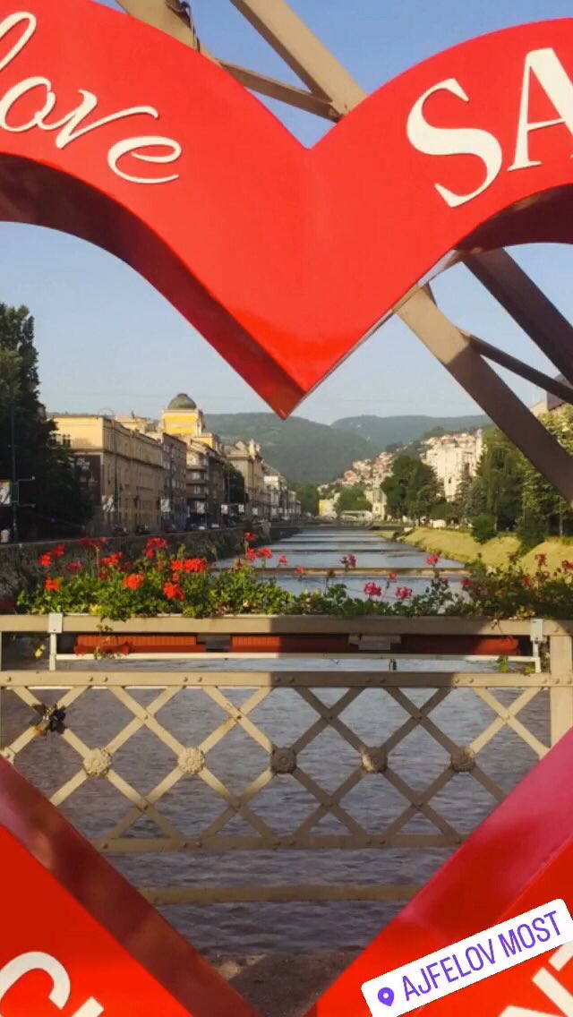 Seviyorum işte, var mı diyeceğin? ☺️ #sarajevo #saraybosna #bosna #ayhandemir