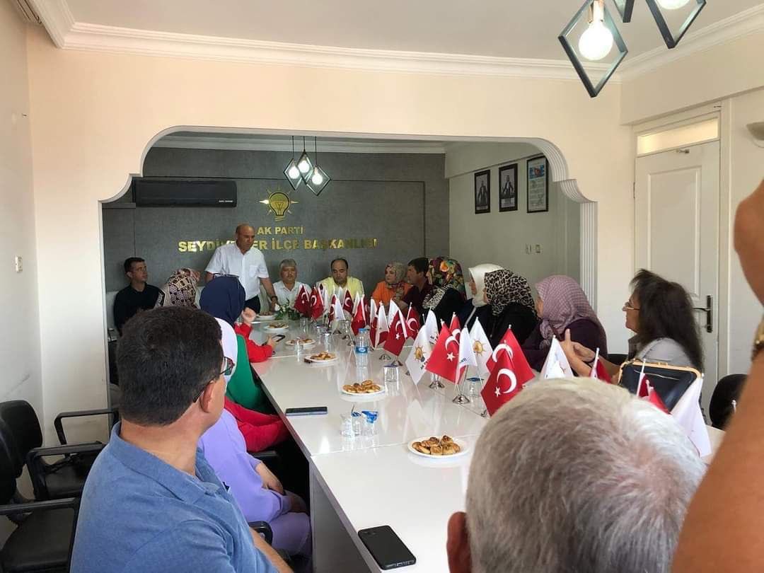 AK Parti Muğla Milletvekilimiz Sn. Yakup Otgöz ile birlikte, AK Parti Seydikemer İlçe Başkanlığımızda kıymetli dava arkadaşlarımız ile bir araya geldik.