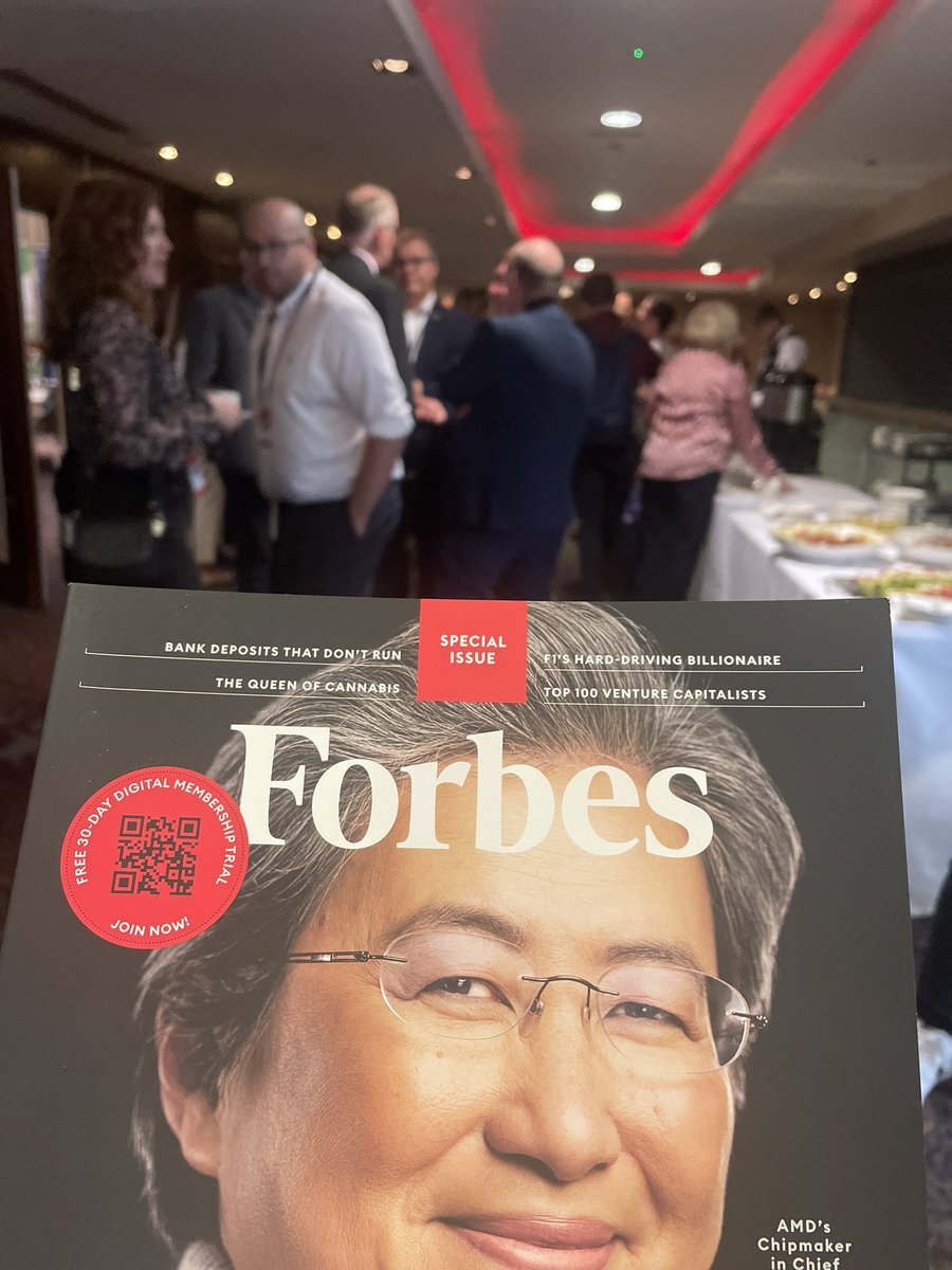 Laura Ryan tweet media