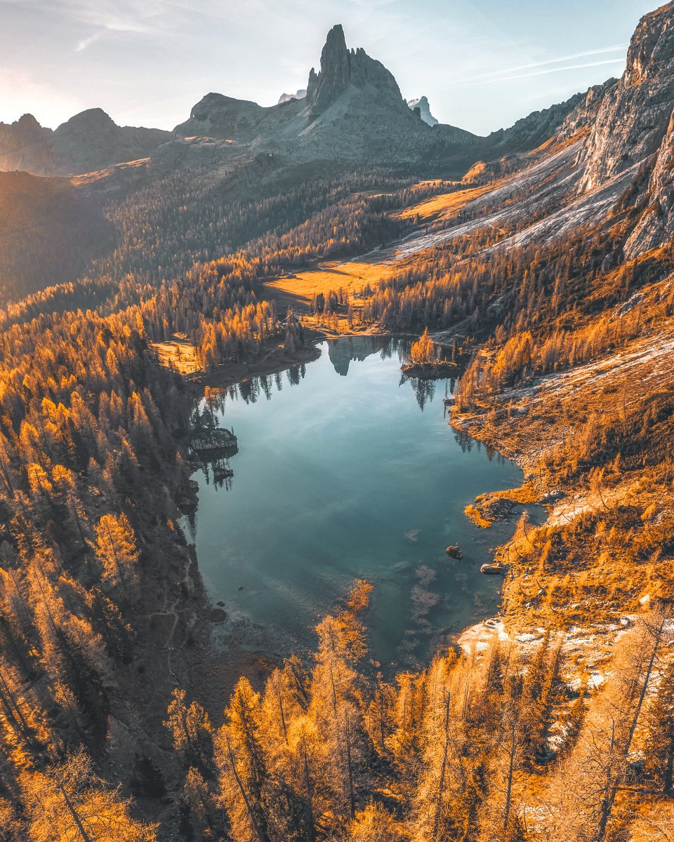 Golden-hour goodness 🌇

📸: IG/ mihi23187, #DJIAir2S, #Skypixel