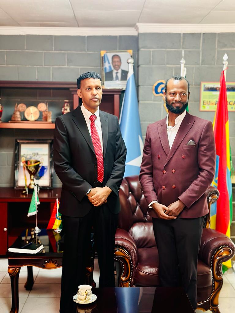 warfak1's tweet photo. We had the privilege of welcoming the Director General of Scholarships from th Ministry of Education of Ethiopia .Our discussion centered on our current relationship &amp;identifying opportunities for collaboration to expand the availability of PhD &amp;Master scholarships for Smalia. https://t.co/OnQ5Wwrhnc