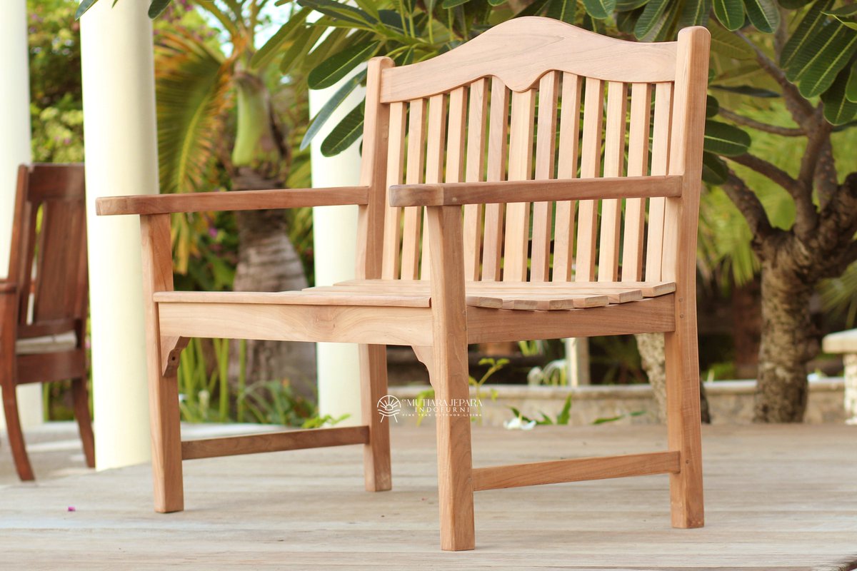 MutiaraTeakID's tweet photo. There is no better way to relax in your garden or in any public space than with a beautiful and comfortable quality teak bench.

#teakbench #teak #teakfurniture #outdoorliving #teakwood #outdoordecor #outdoorlivingspace #patiofurniture #patio #outdoorfurniture #gardenfurniture https://t.co/HLWOkR7ssT
