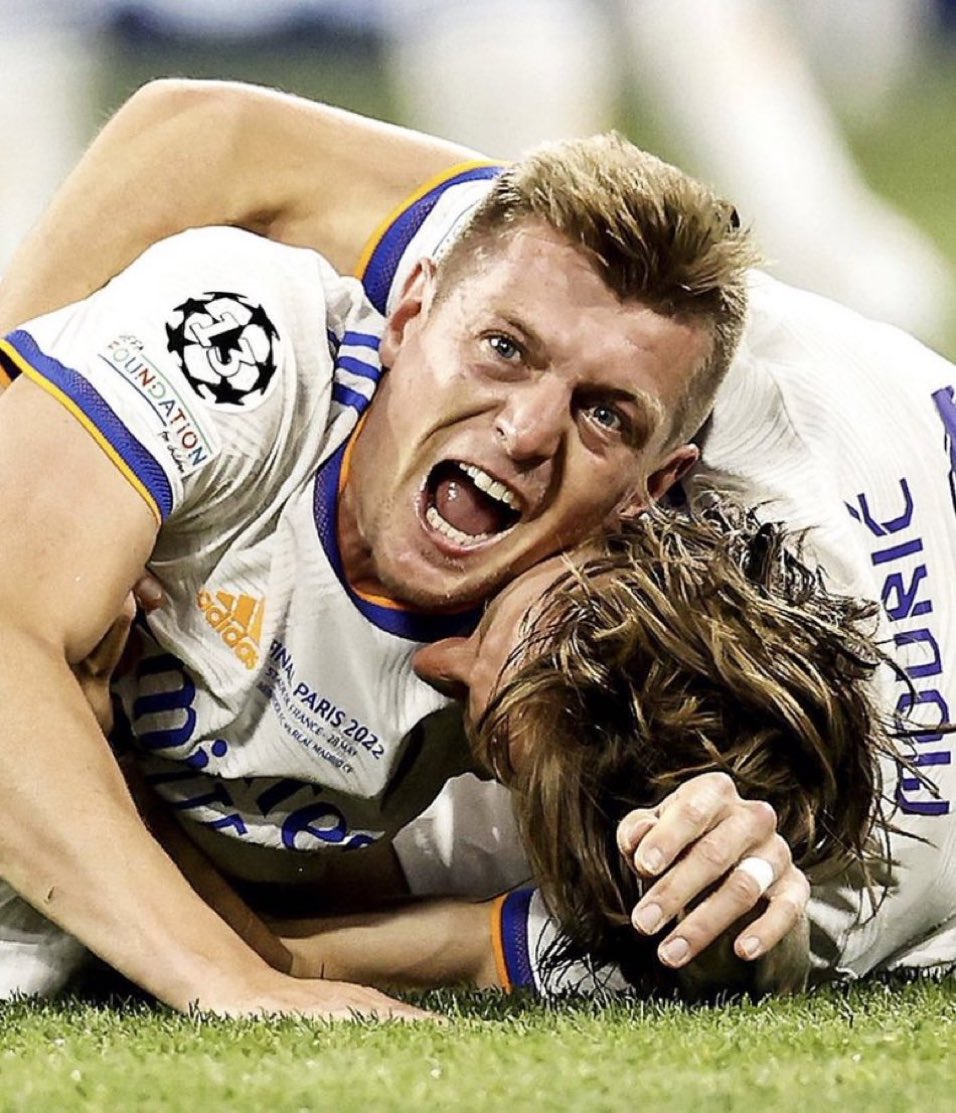 Modric & Kroos efsanesi bir sezon daha devam edecek. 🥹🤍