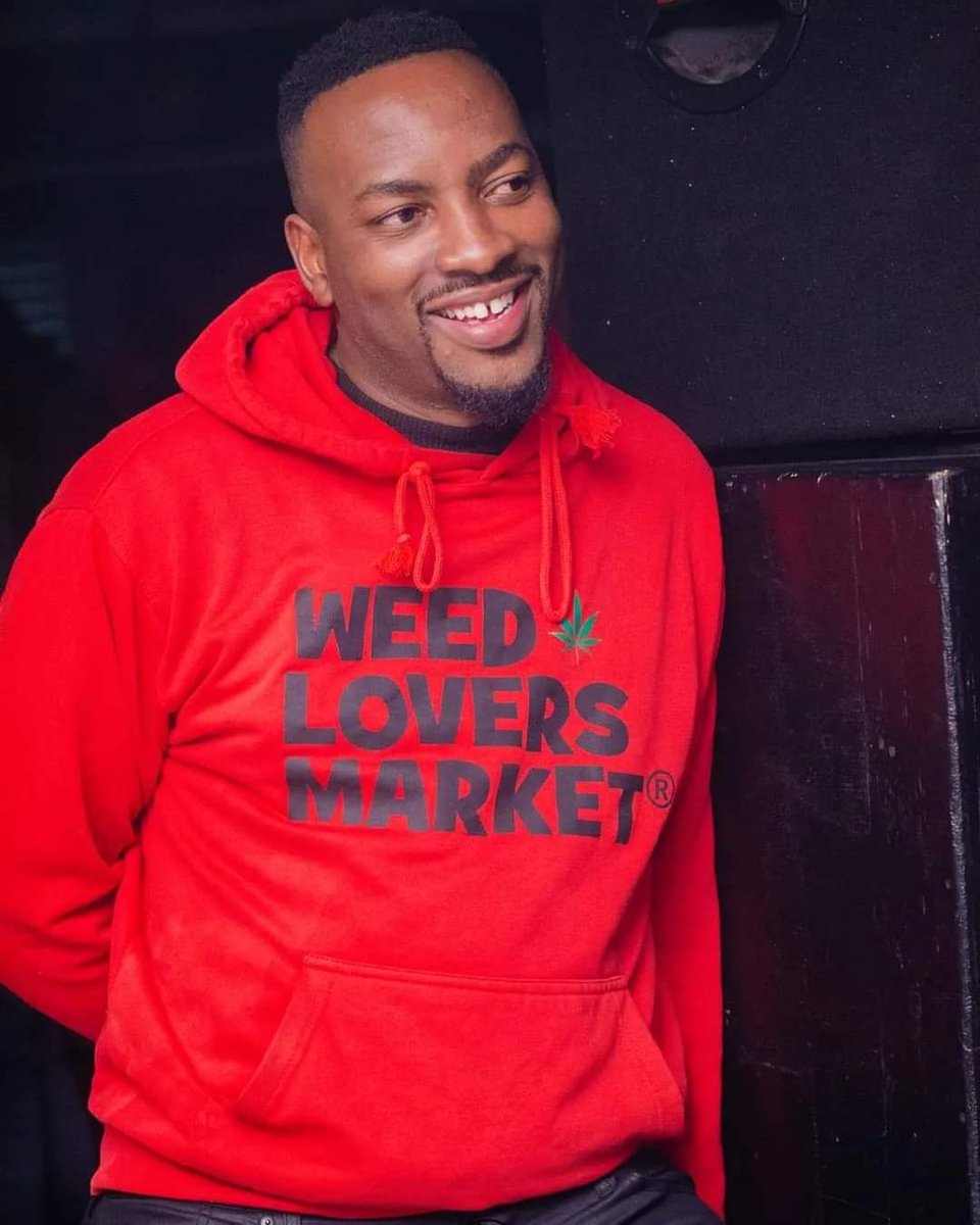 weedloversstore's tweet photo. ...A Friend That Doesn't Smoke "Weed" Is Still My Friend❤️🍃
#ItsNotJustABrandItsAMovement #ZolRESPONSIBLY #MovementForTheKOOL https://t.co/ncwSIn1Azk