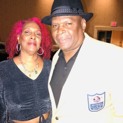 BrendaNola's tweet photo. #NewProfilePic https://t.co/MAEbM44c8b