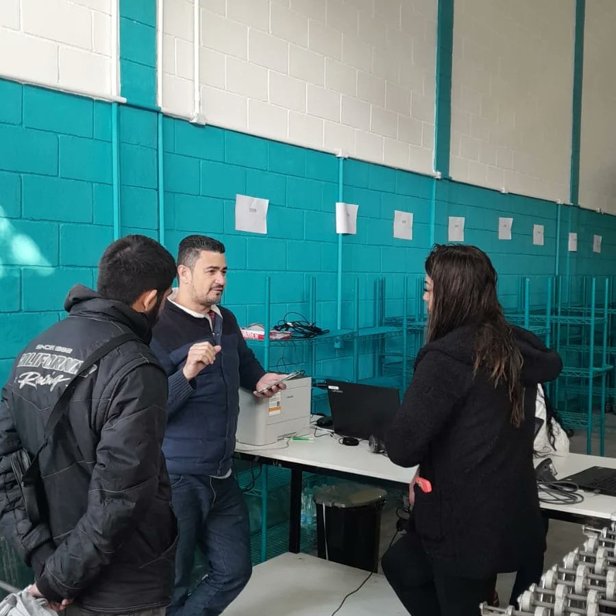 FavelaLLog's tweet photo. Estamos orgulhosos de anunciar a inauguração da mais nova base da Favela LLog em São Matheus! Com essa expansão, estamos fortalecendo nosso compromisso em fornecer um atendimento de qualidade ainda melhor aos nossos clientes, mantendo sempre a pontualidade nas entregas. https://t.co/n15fKLMLeO