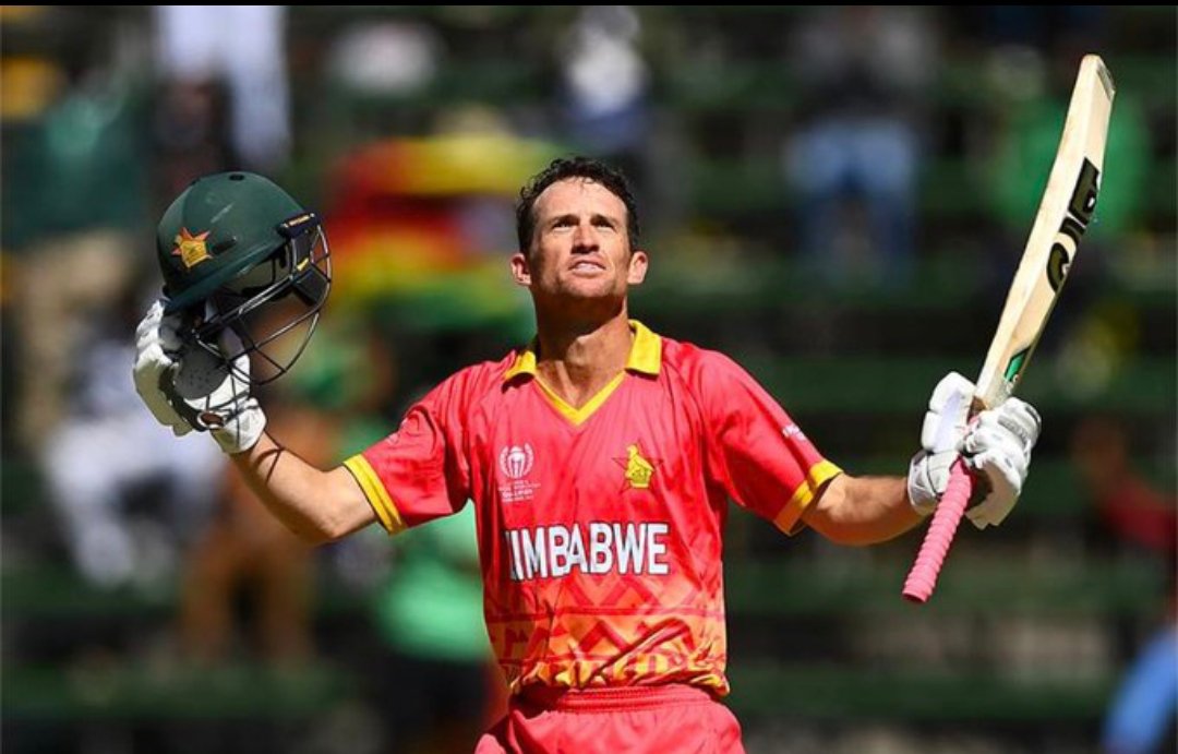 It’s reported that Sean Williams showing no signs of slowing down! 

Zimbabwe are 342/3 after 45 overs (Williams 160*, Burl 18*)

Go Chevrons! #TeamZimbabwe🇿🇼

#ZIMvUSA | #CWC23