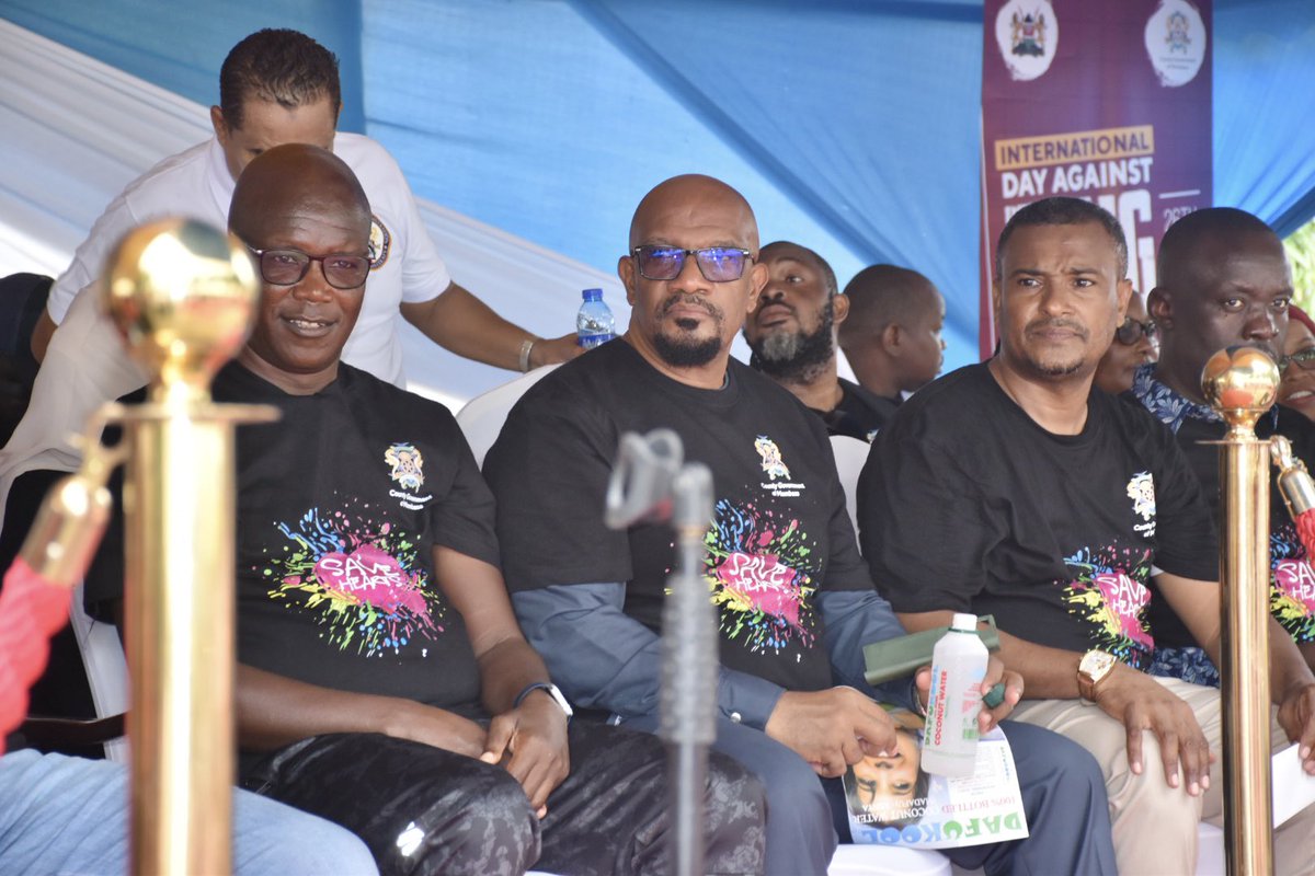 Sen_Faki001's tweet photo. We will win this fight, we must rescue our youths from addiction. Let’s spread awareness against Drug abuse for a happy and healthy society.
#WorldDrugDay #SayNoToDrugs #IDADA #ArostoNoma
#UwakilishiWaUhakika
#Senator001
#AsanteniWanaMombasa https://t.co/v5SgNV5LLC