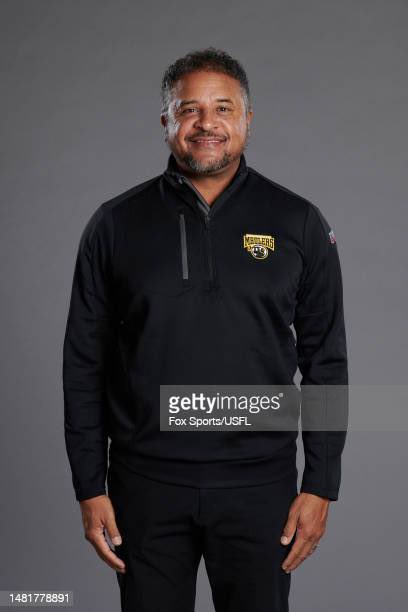 These two brothers right here are a great duo <a href="/EmEmer1994/">Emerson Martin</a> has transformed the <a href="/USFLMaulers/">Pittsburgh Maulers</a> OFFENSIVE LINE this season. I’ve always said you were a GREAT OL COACH. <a href="/TomlinsonCoach/">Coach Tomlinson</a> has done a great job as OC/QB Coach. Championship bound brothers, from worst to first. #TRENCHES