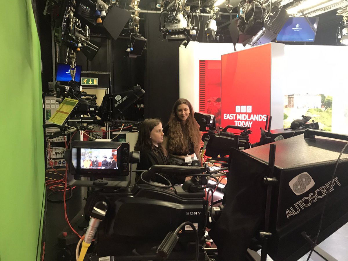 Y6_Parkdale's tweet photo. Thank you so much @BBCNottingham for hosting a team of pupils to experience media &amp; record some sound bites as part of our Community Action Week project for @HopeNottingham  @parkdalecarlton @TransformTrust #ParkdaleDigitalJourney https://t.co/ArT53dDd3L