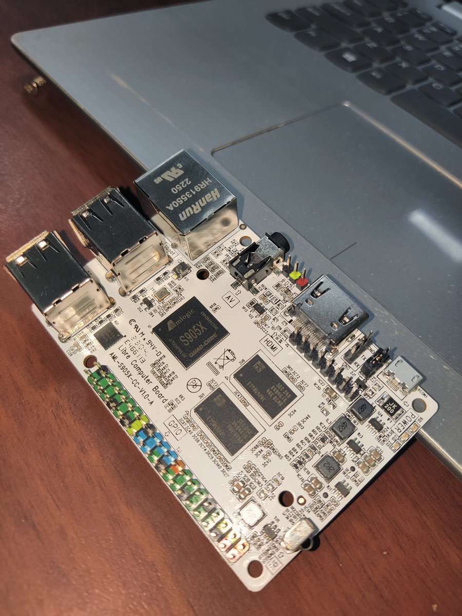 nonsensetuits's tweet image. Ya vino #lepotato